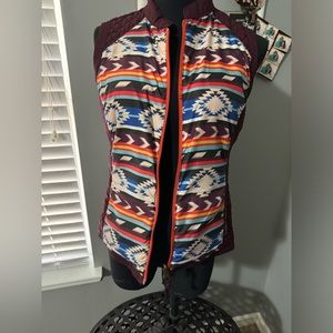 Ariat Reversible Puffer Vest- size Medium